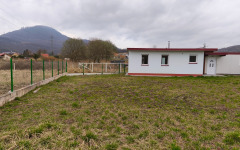 Novostavby dvoch rodinných domov a garáž na predaj